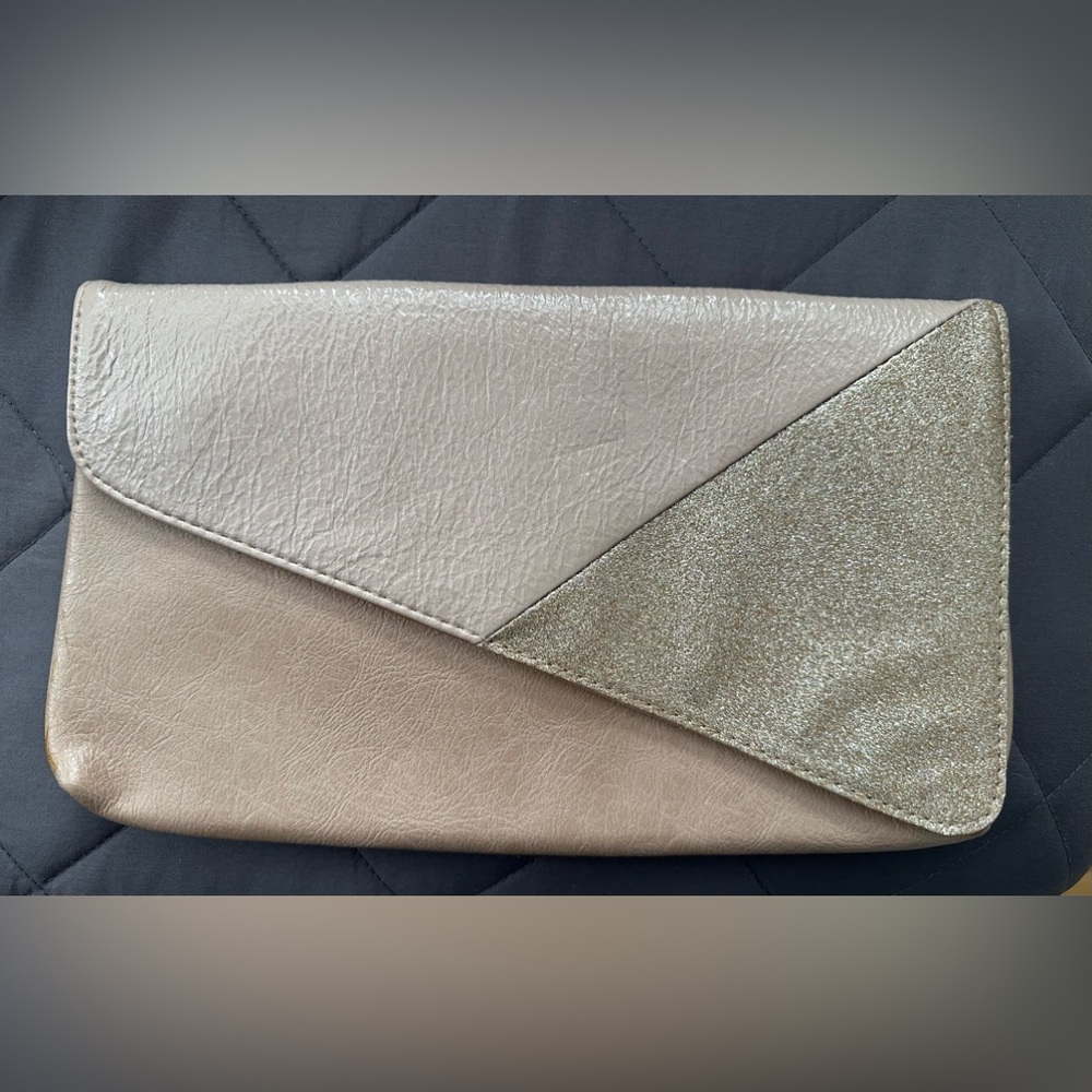 Women’s clutch bag